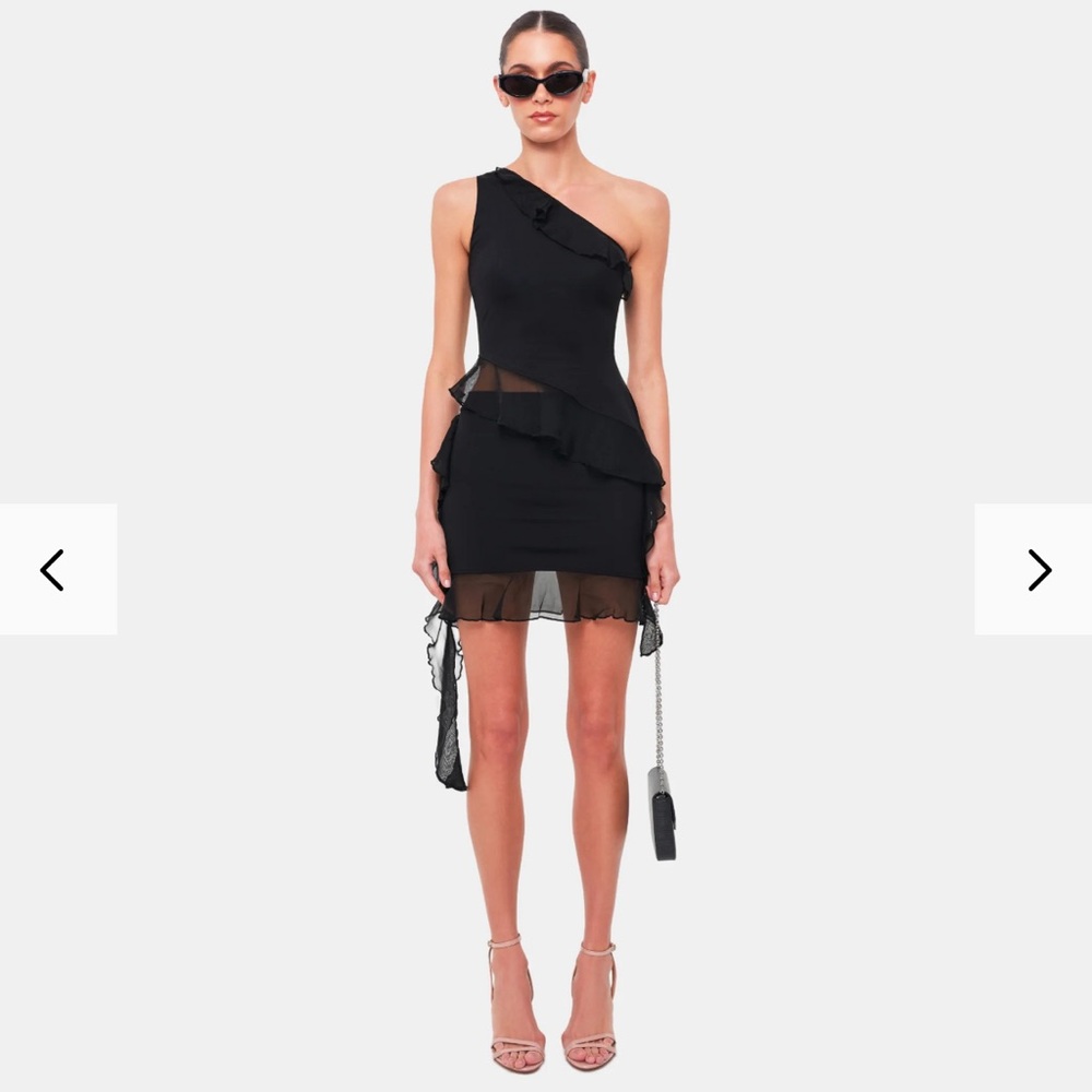 NWOT Black Mini Asymmetrical Set
